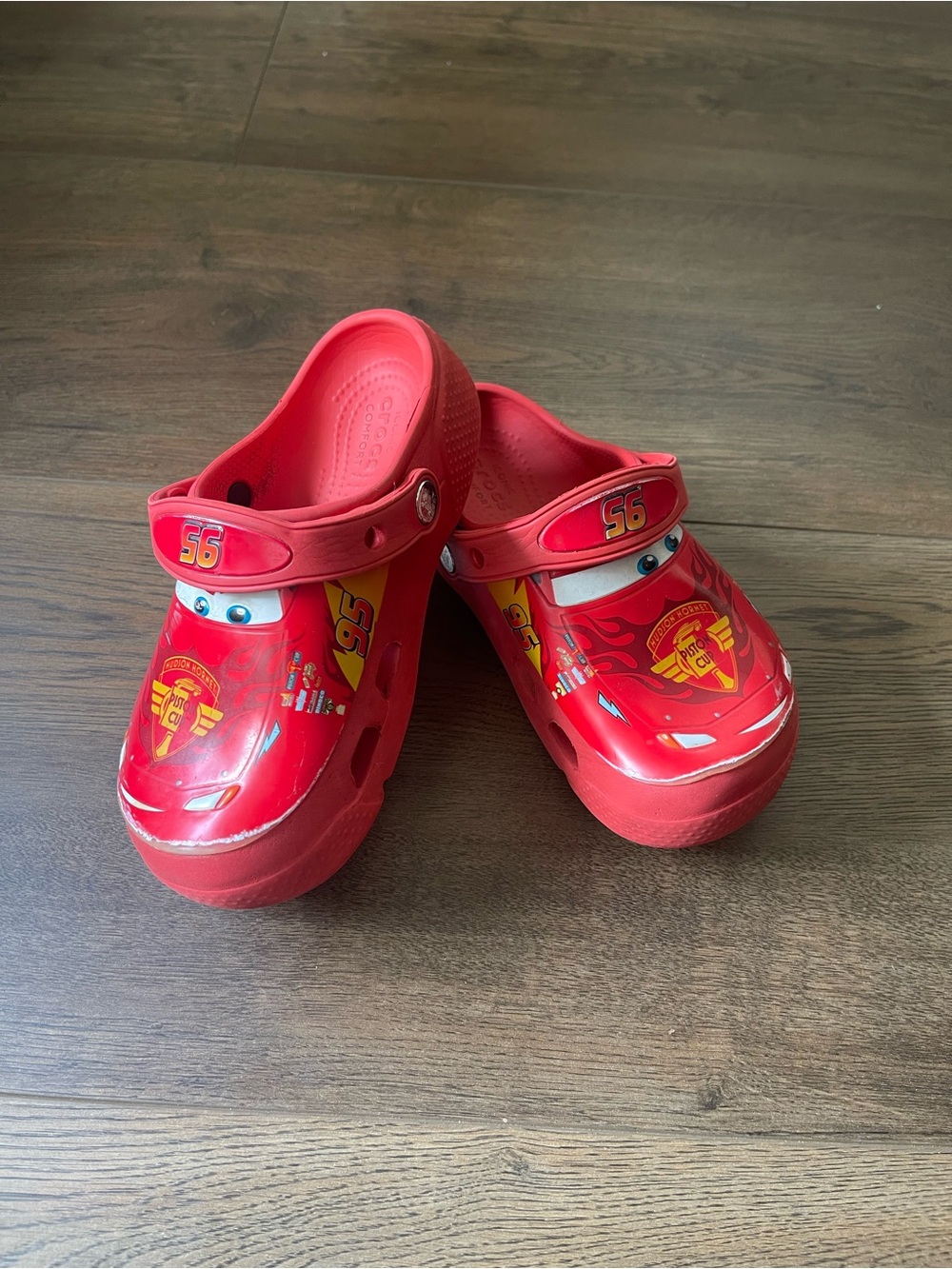AUTHENTIC CARS Crocs Lightning MCQUEEN Pixar Classic Disney Pixar Sz 13 C RARE
